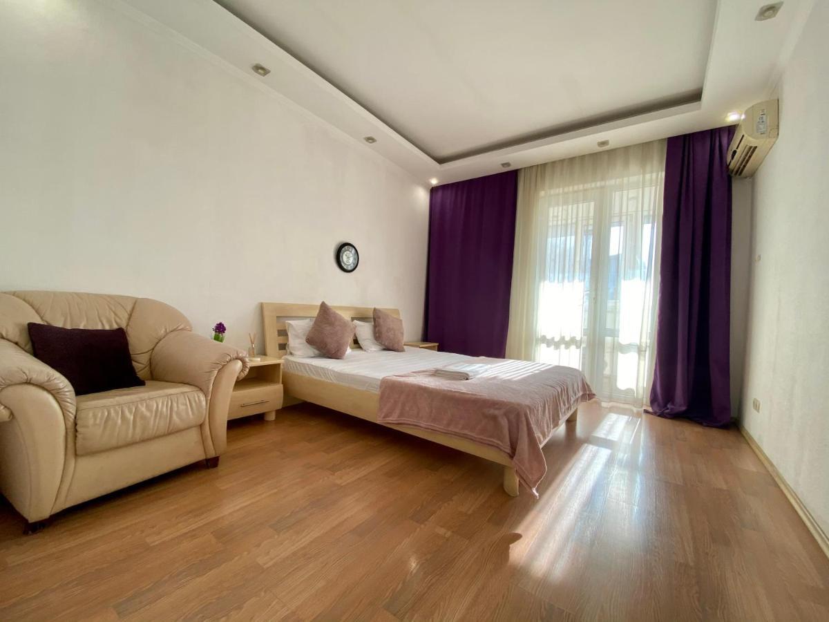Central Apartments オデッサ エクステリア 写真