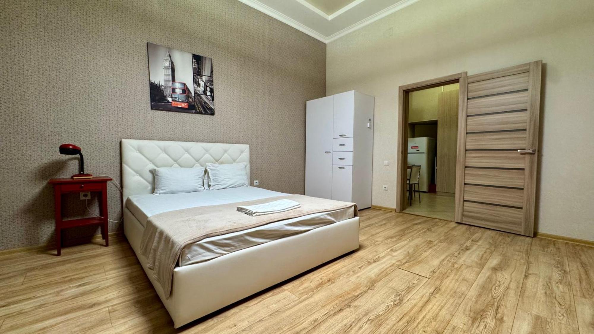 Central Apartments オデッサ エクステリア 写真